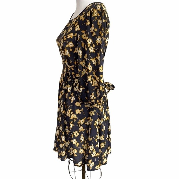 Free People Grey/Yellow Floral‎ Lace Trimmed Dress SZ 6 - Picture 3 of 7